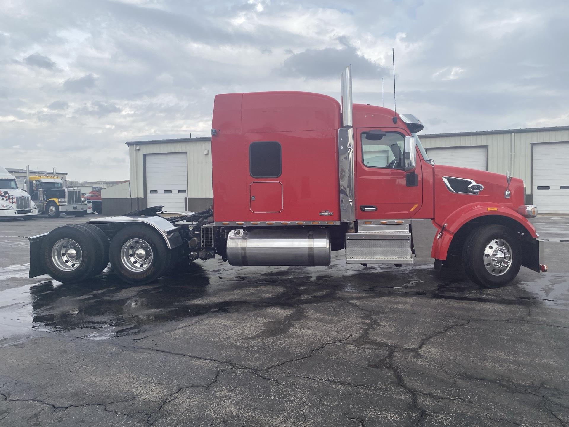 2018 Peterbilt 567 - image 7