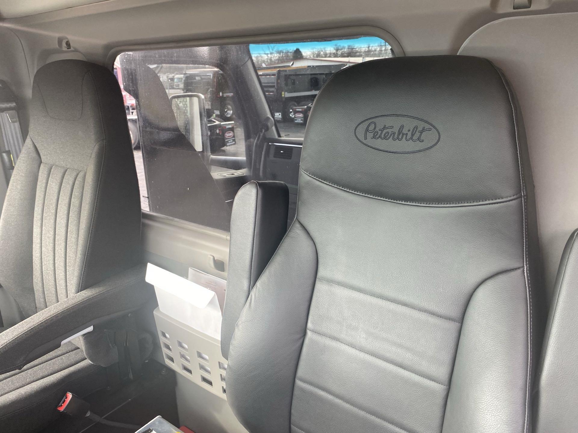 2027 Peterbilt 567 - image 8