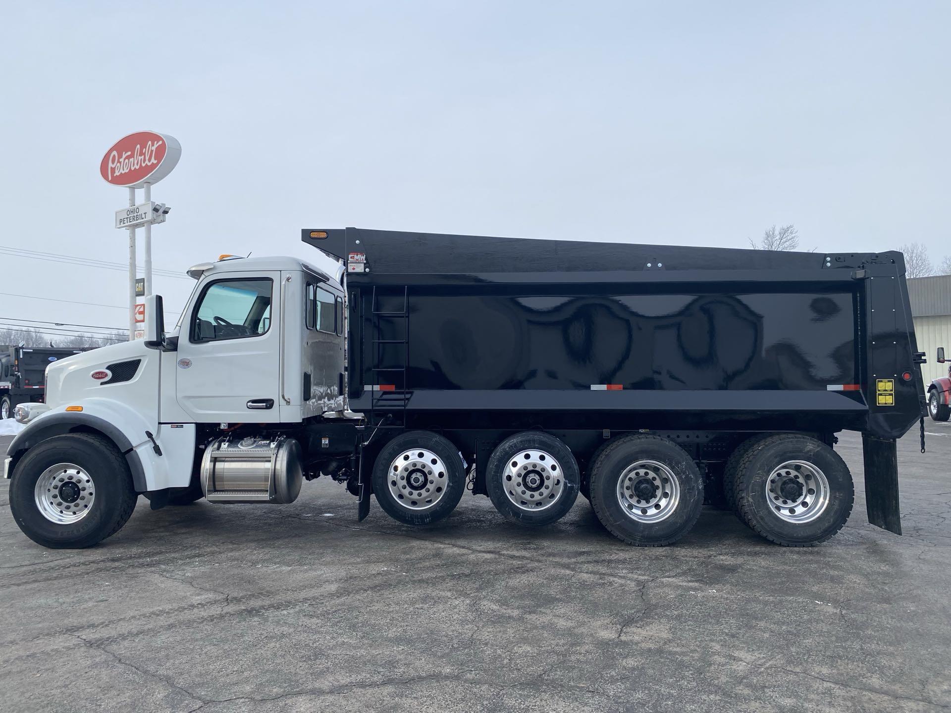 2027 Peterbilt 567 - image 4