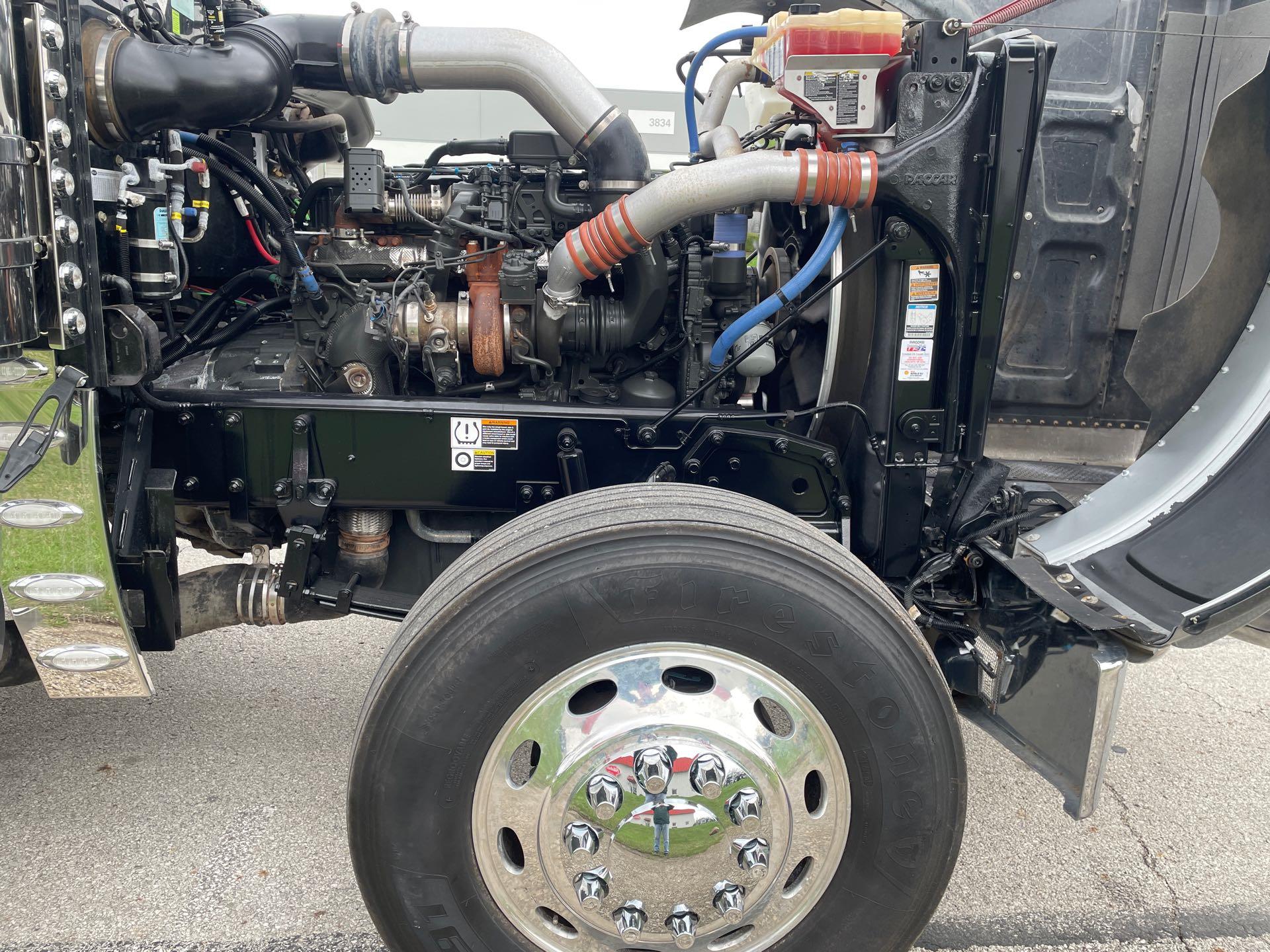 2023 Peterbilt 389 - image 10