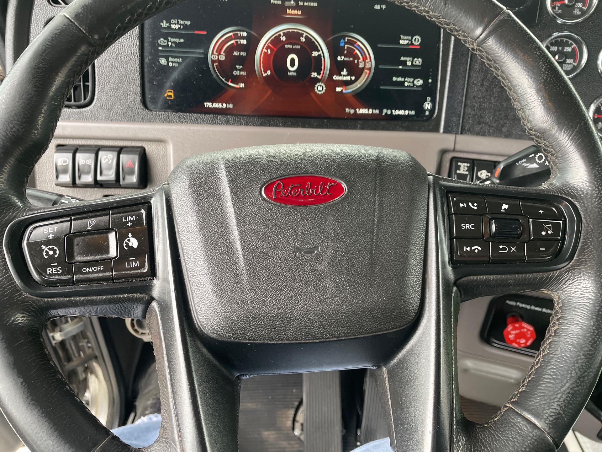 2023 Peterbilt 389 - image 15