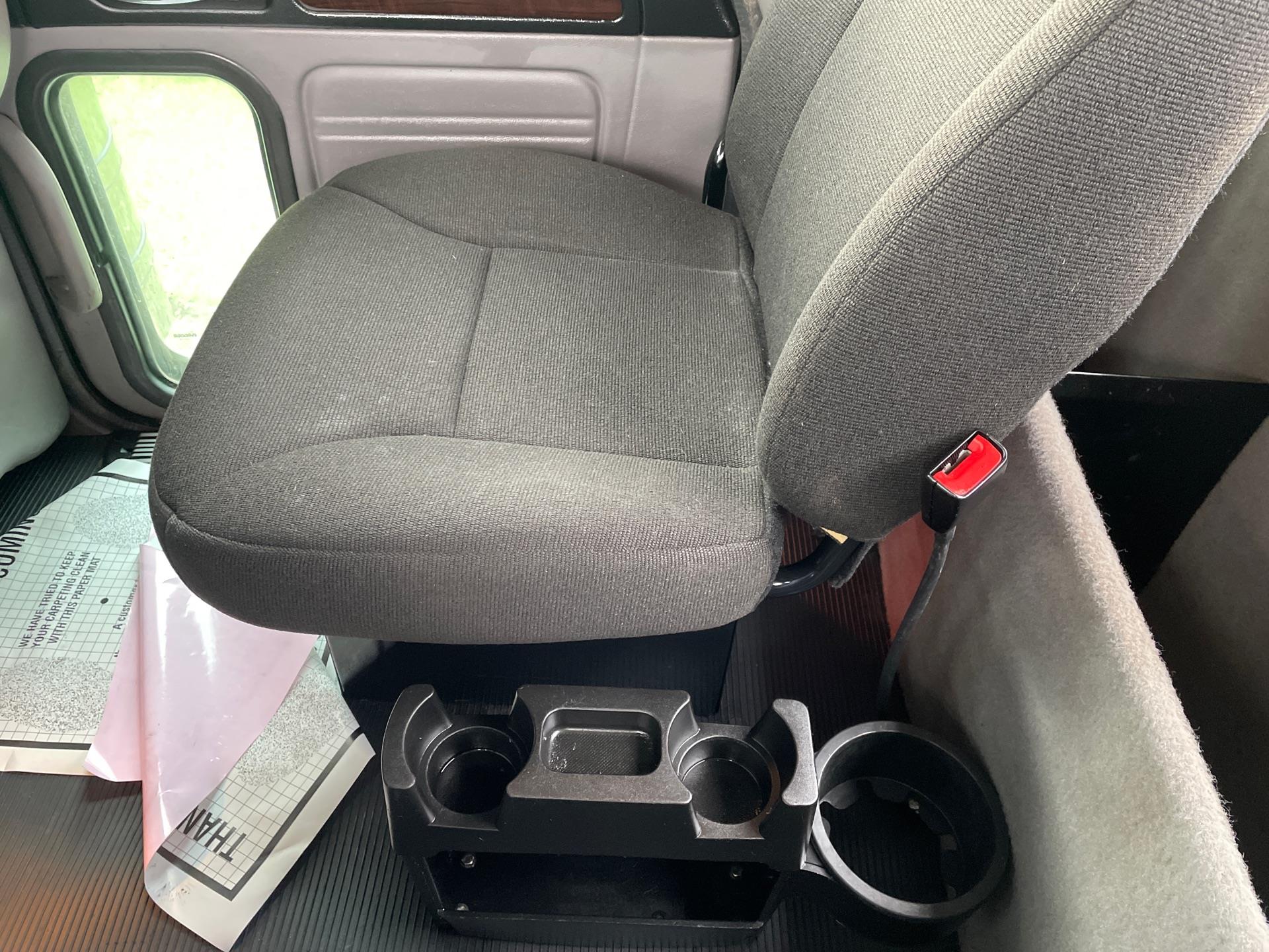 2023 Peterbilt 389 - image 17