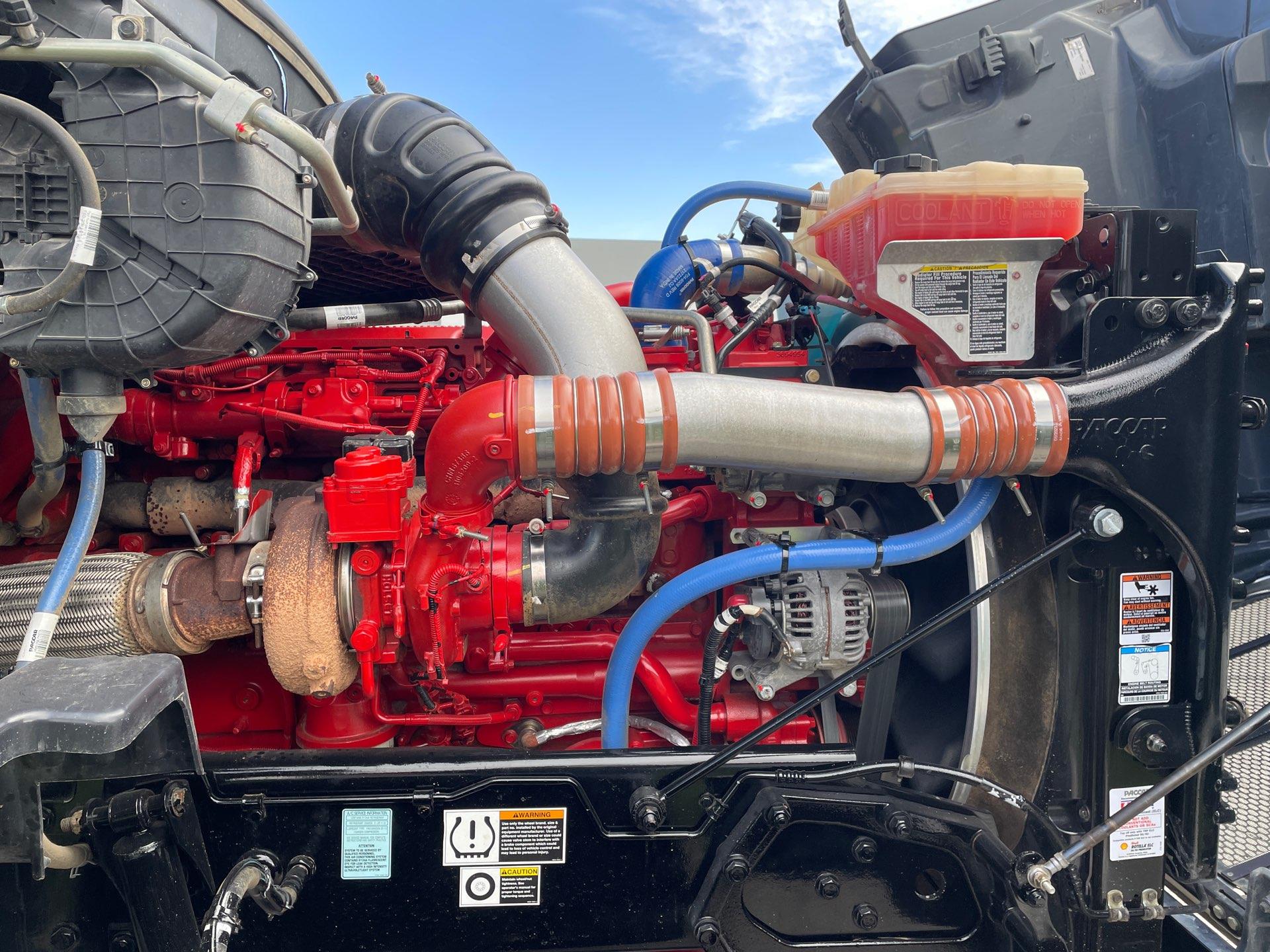 2025 Peterbilt 567 - image 12