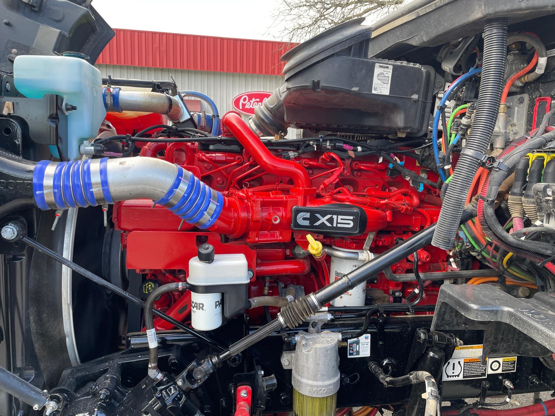 2025 Peterbilt 567 - image 13