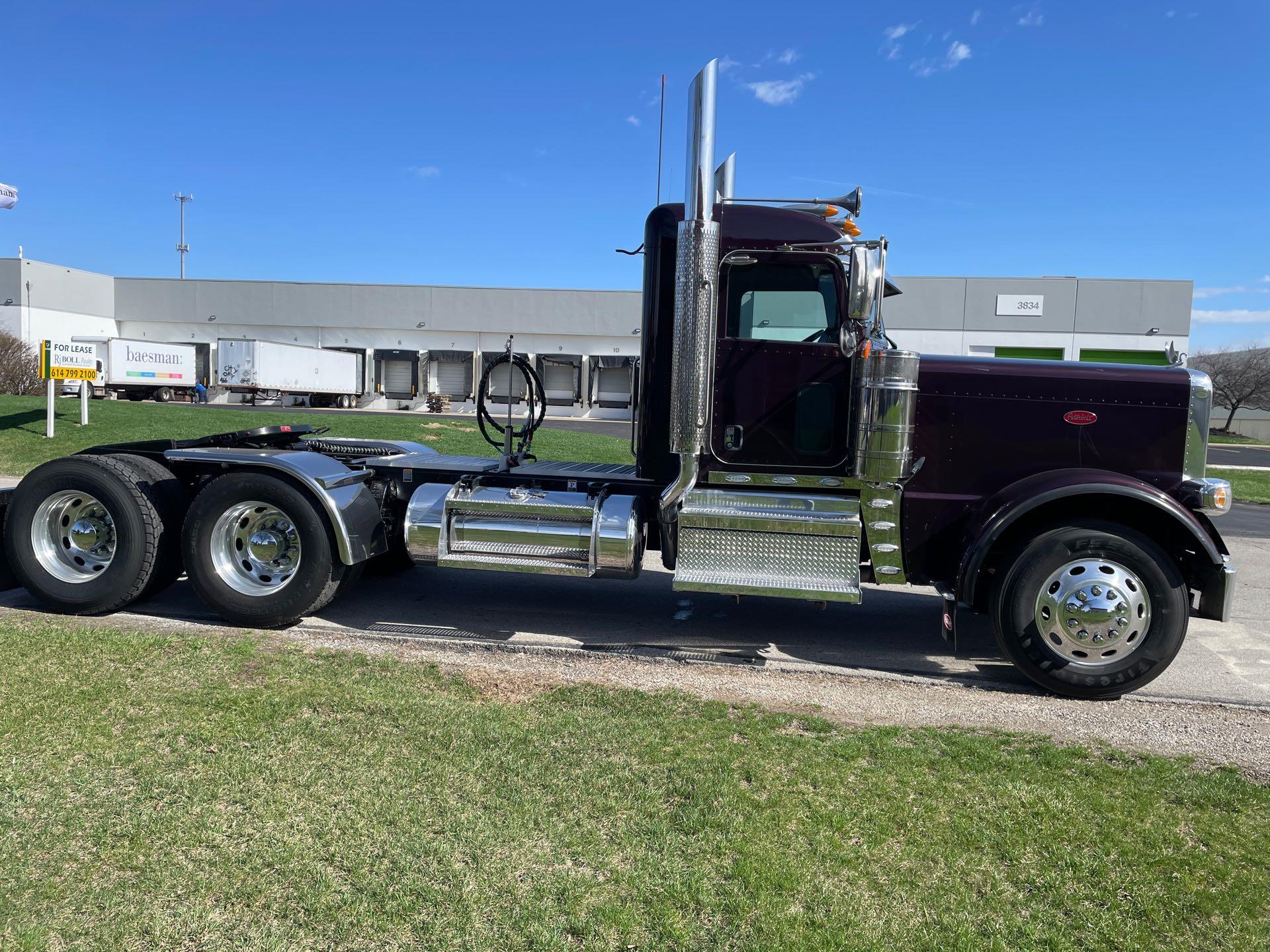2024 Peterbilt 389 - image 4