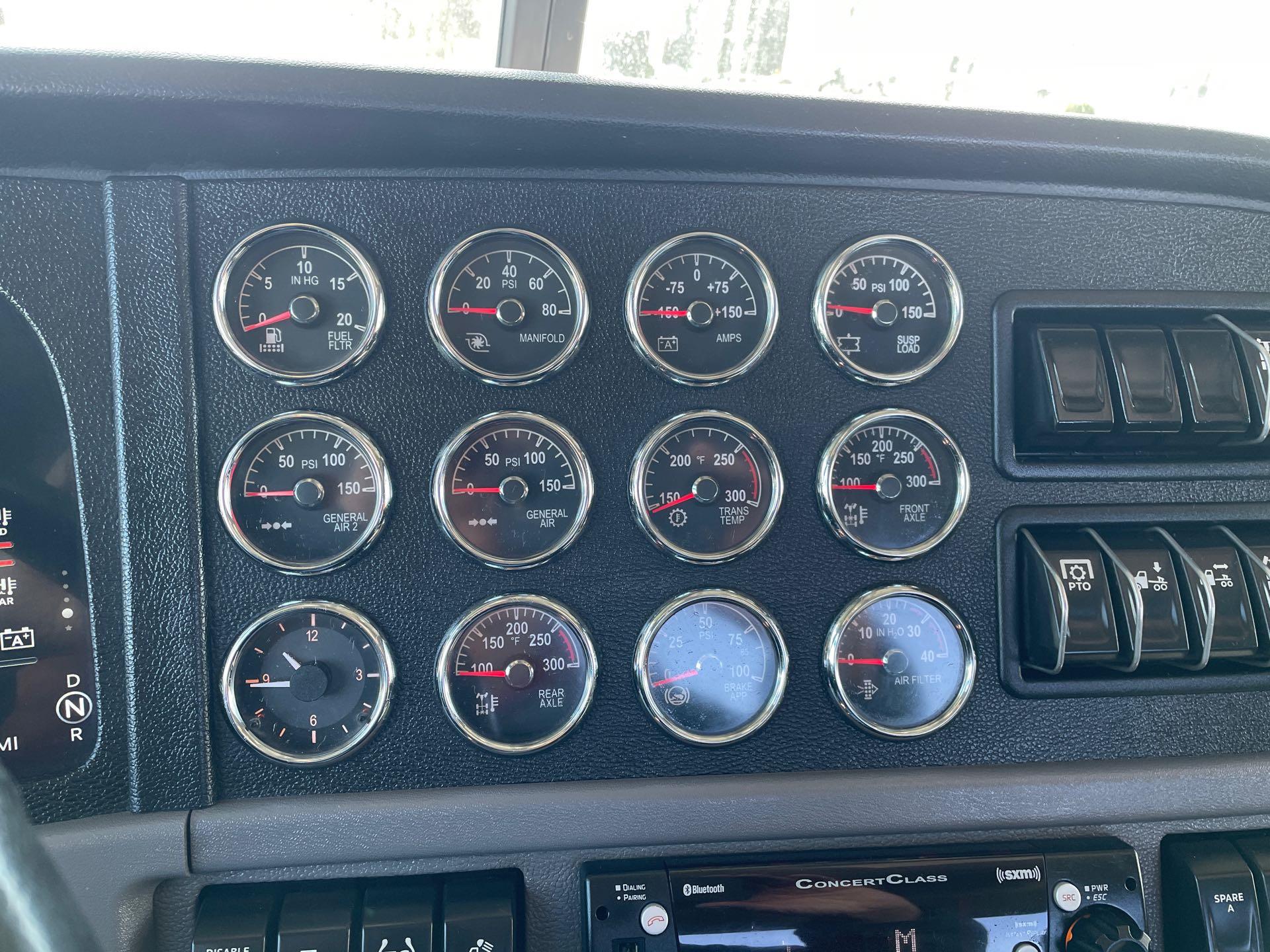 2024 Peterbilt 389 - image 17