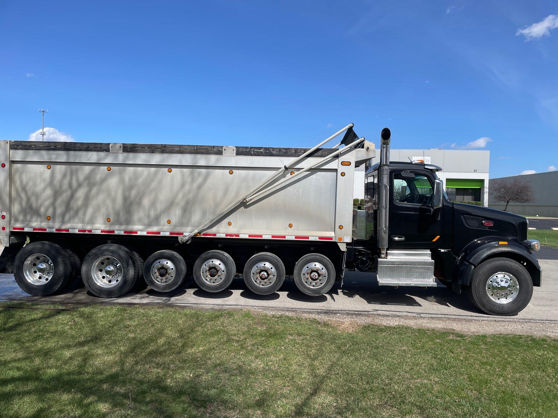 2021 Peterbilt 567 - image 4