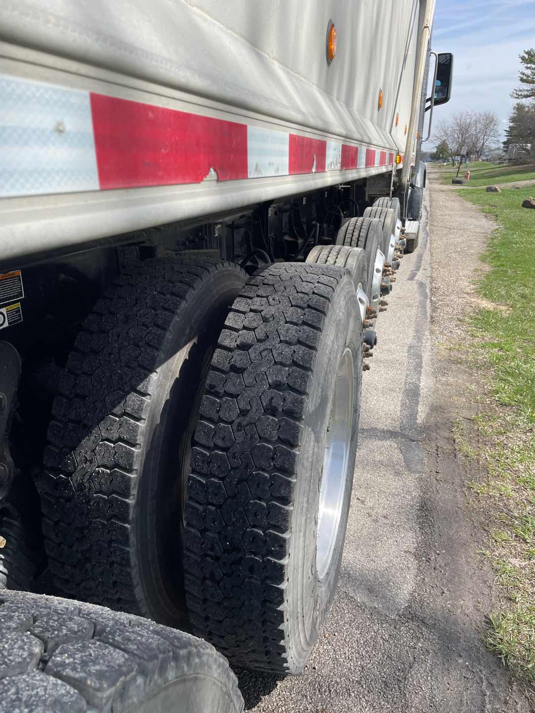 2021 Peterbilt 567 - image 6