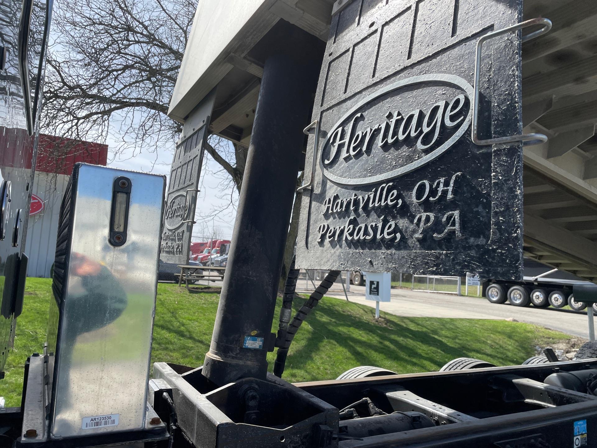 2021 Peterbilt 567 - image 25