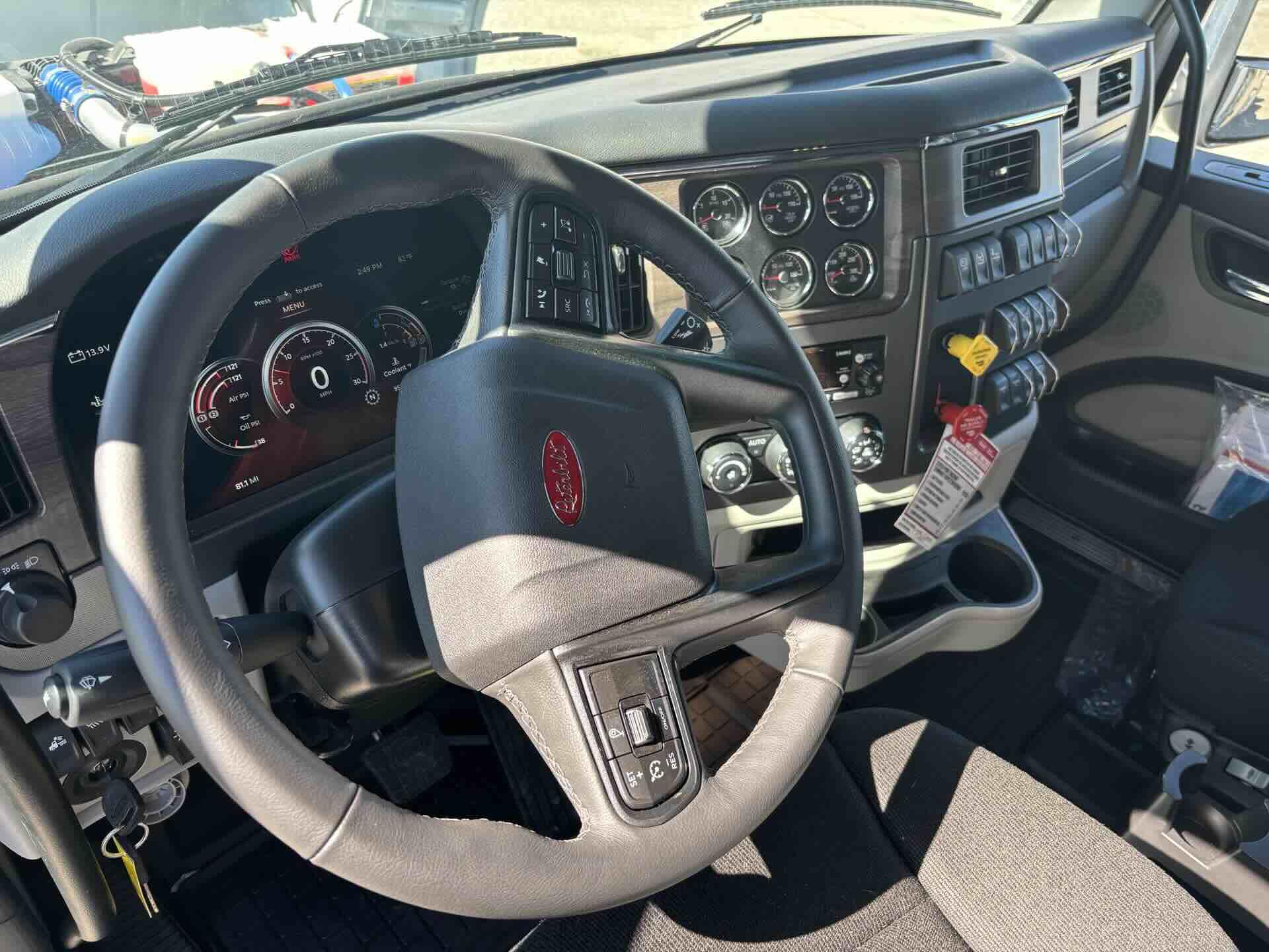 2026 Peterbilt 567 - image 16