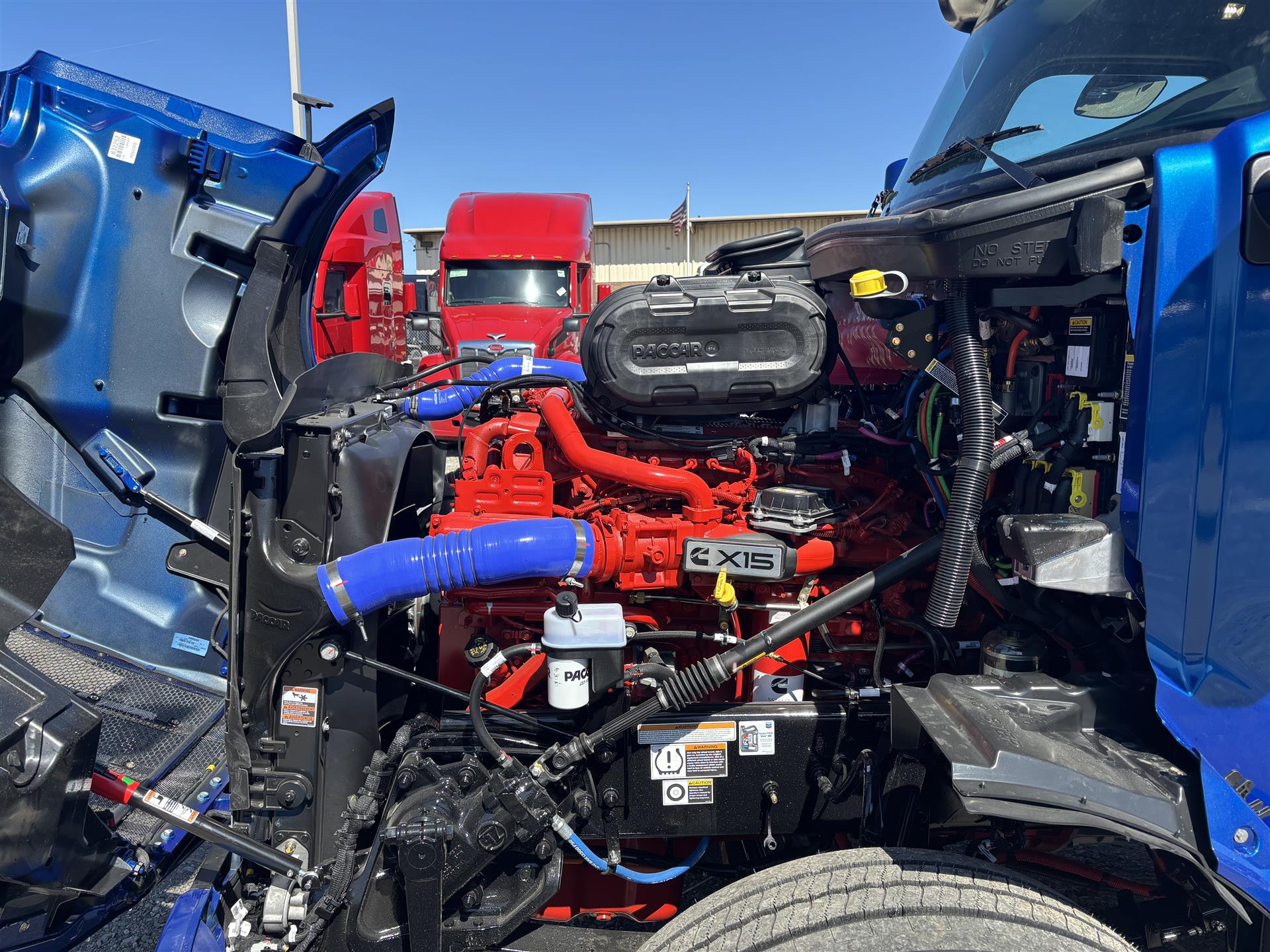 2027 Peterbilt 579 - image 5