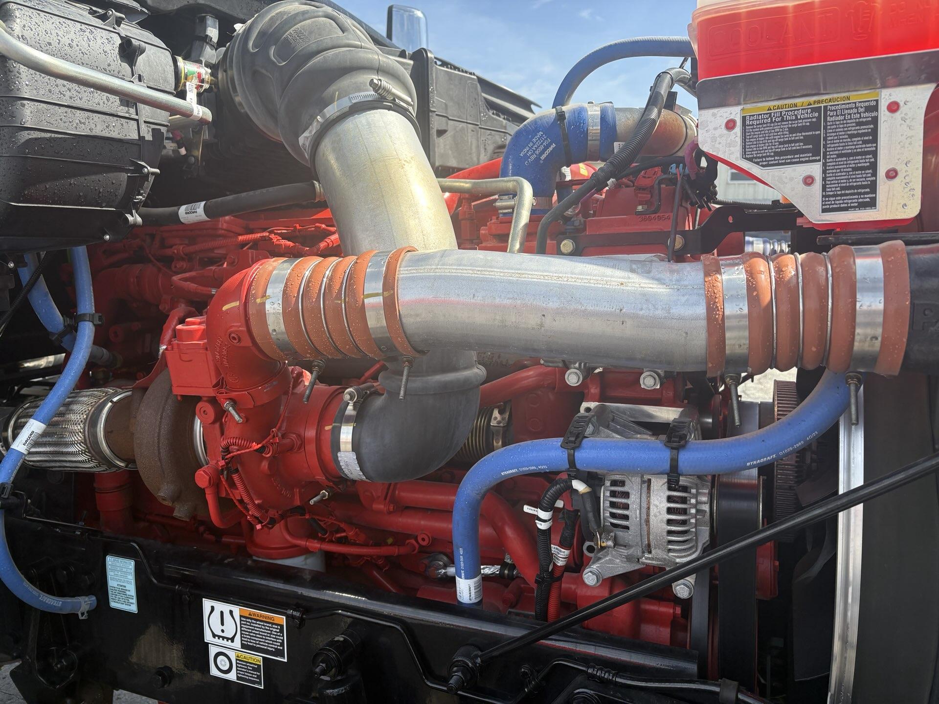 2025 Peterbilt 567 - image 9