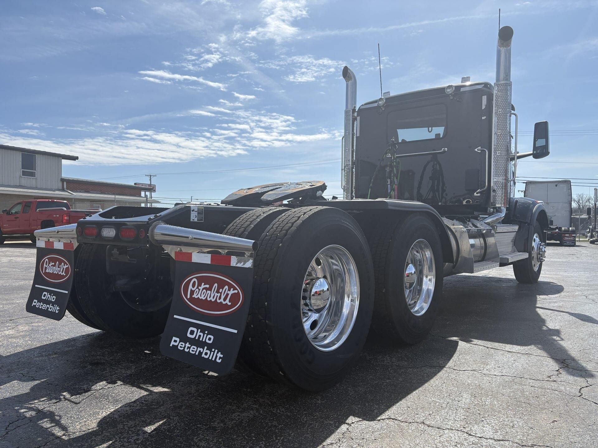 2025 Peterbilt 567 - image 6