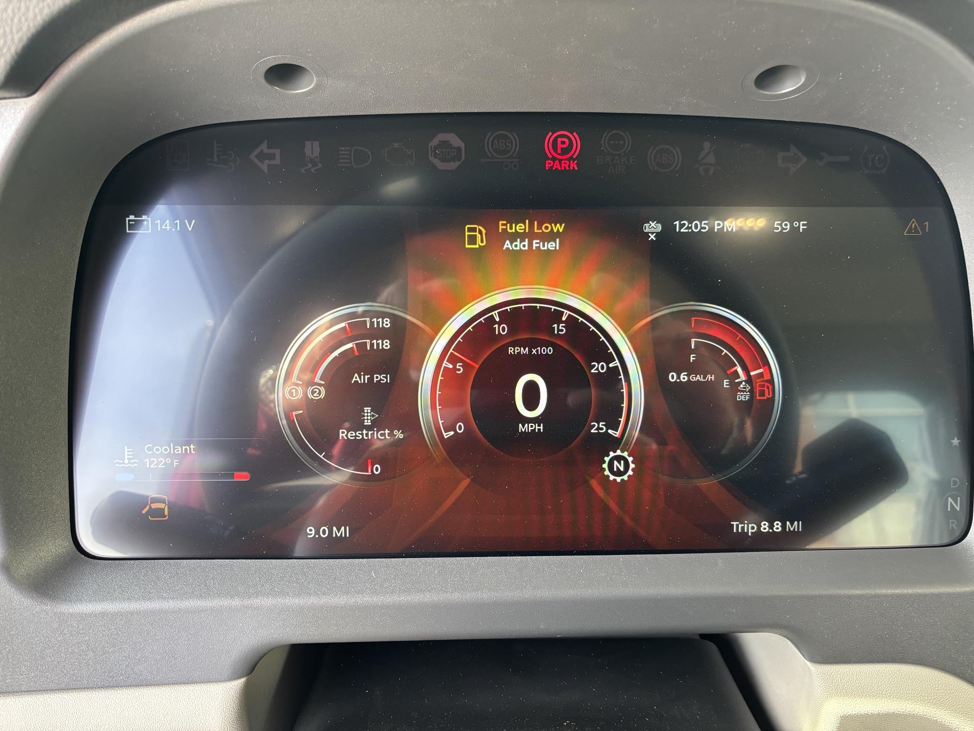 2027 Peterbilt 579 - image 10