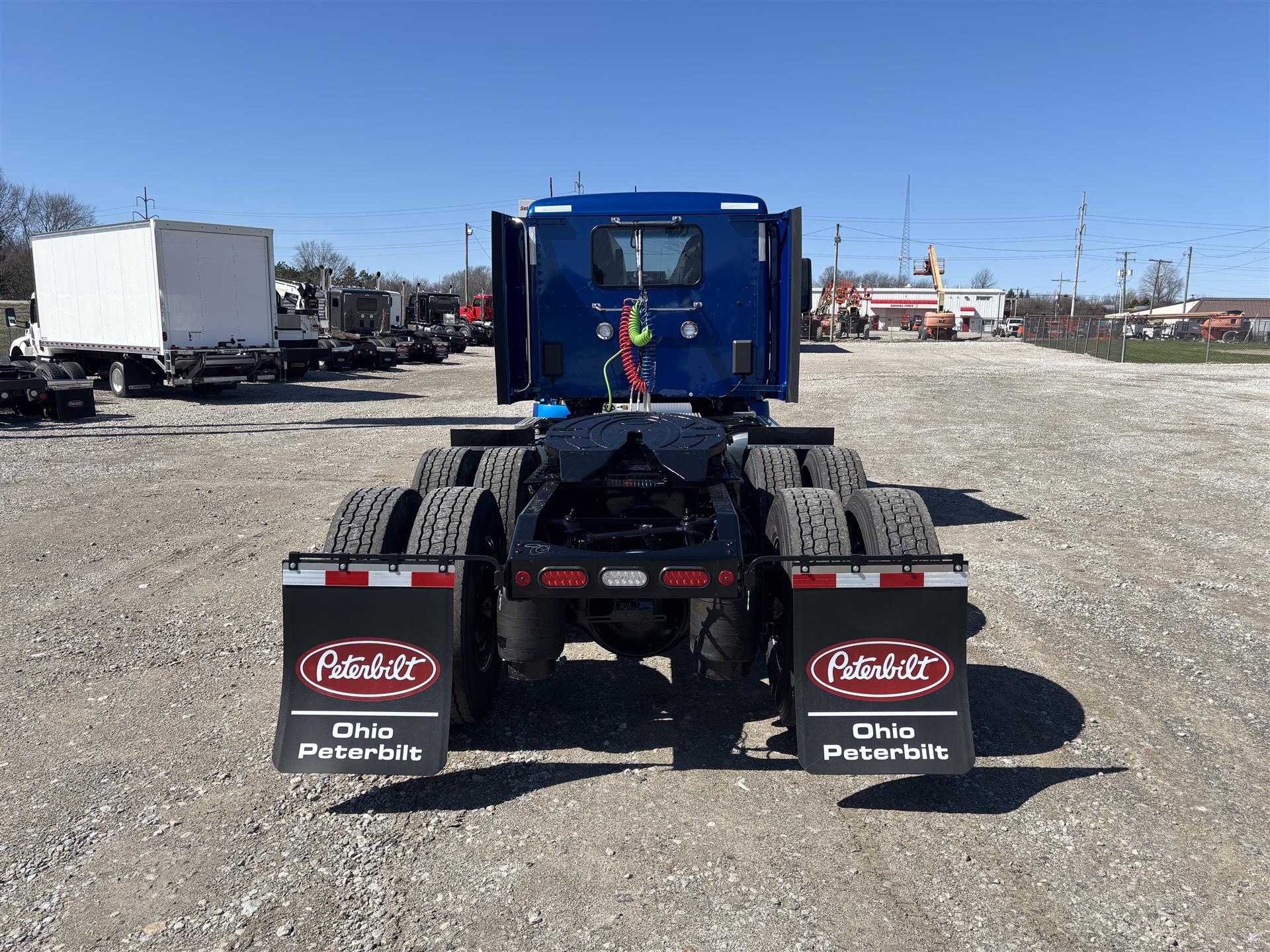 2027 Peterbilt 579 - image 4