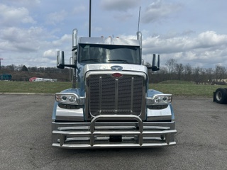 2025 Peterbilt 567 - image 3