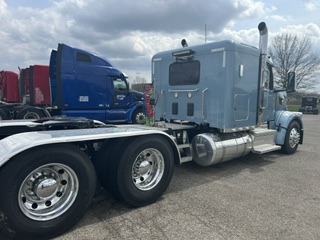 2025 Peterbilt 567 - image 6