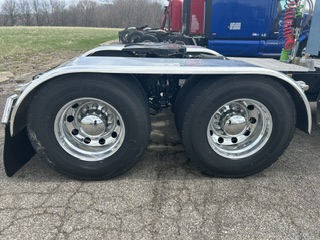 2025 Peterbilt 567 - image 9