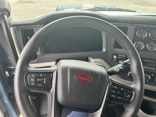 2025 Peterbilt 567 - image 15