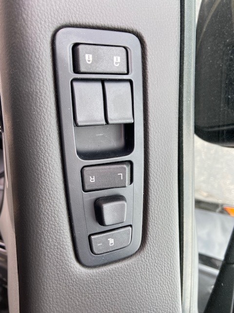 2027 Peterbilt 567 - image 10