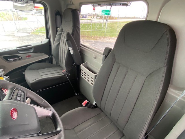 2027 Peterbilt 567 - image 13