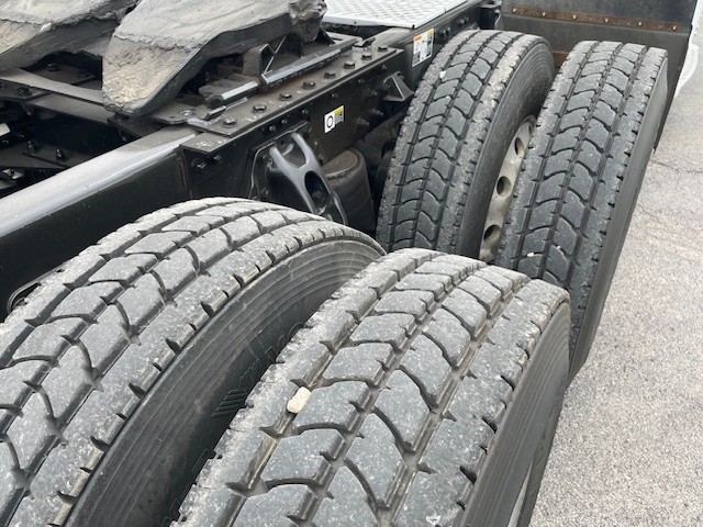 2019 Kenworth - image 5