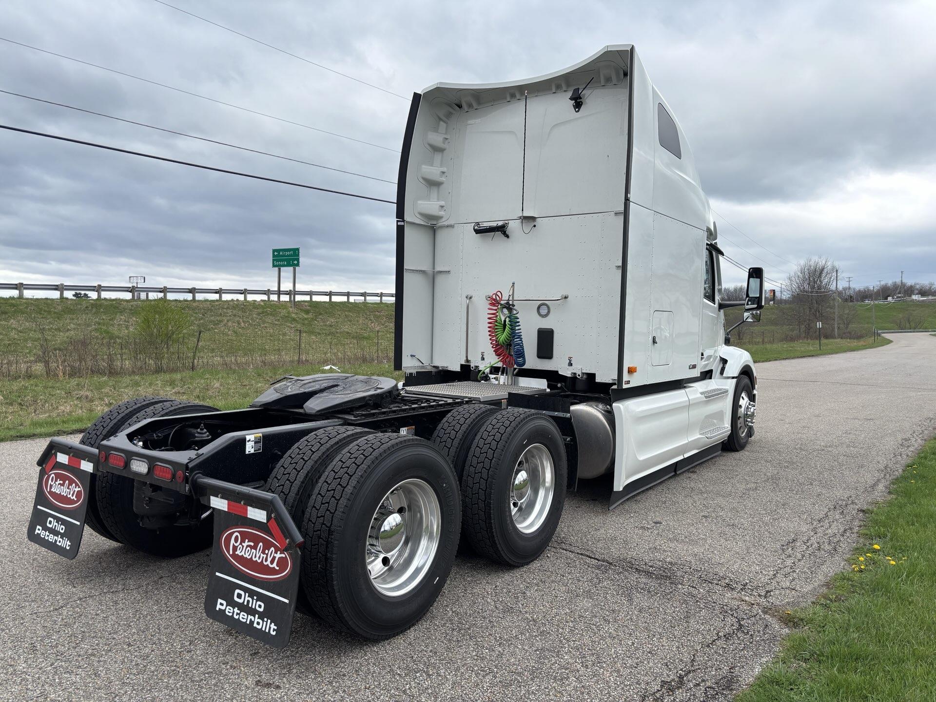 2026 Peterbilt 579 - image 5