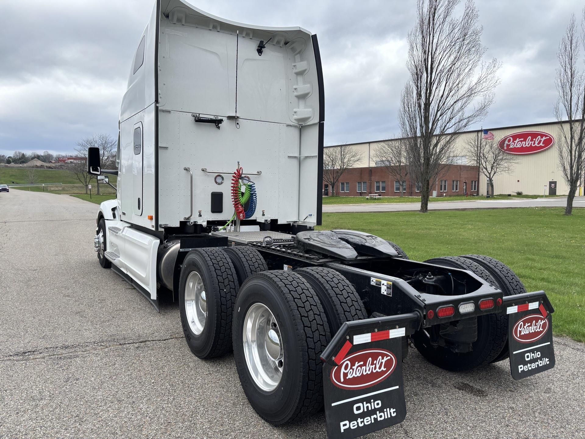 2026 Peterbilt 579 - image 6