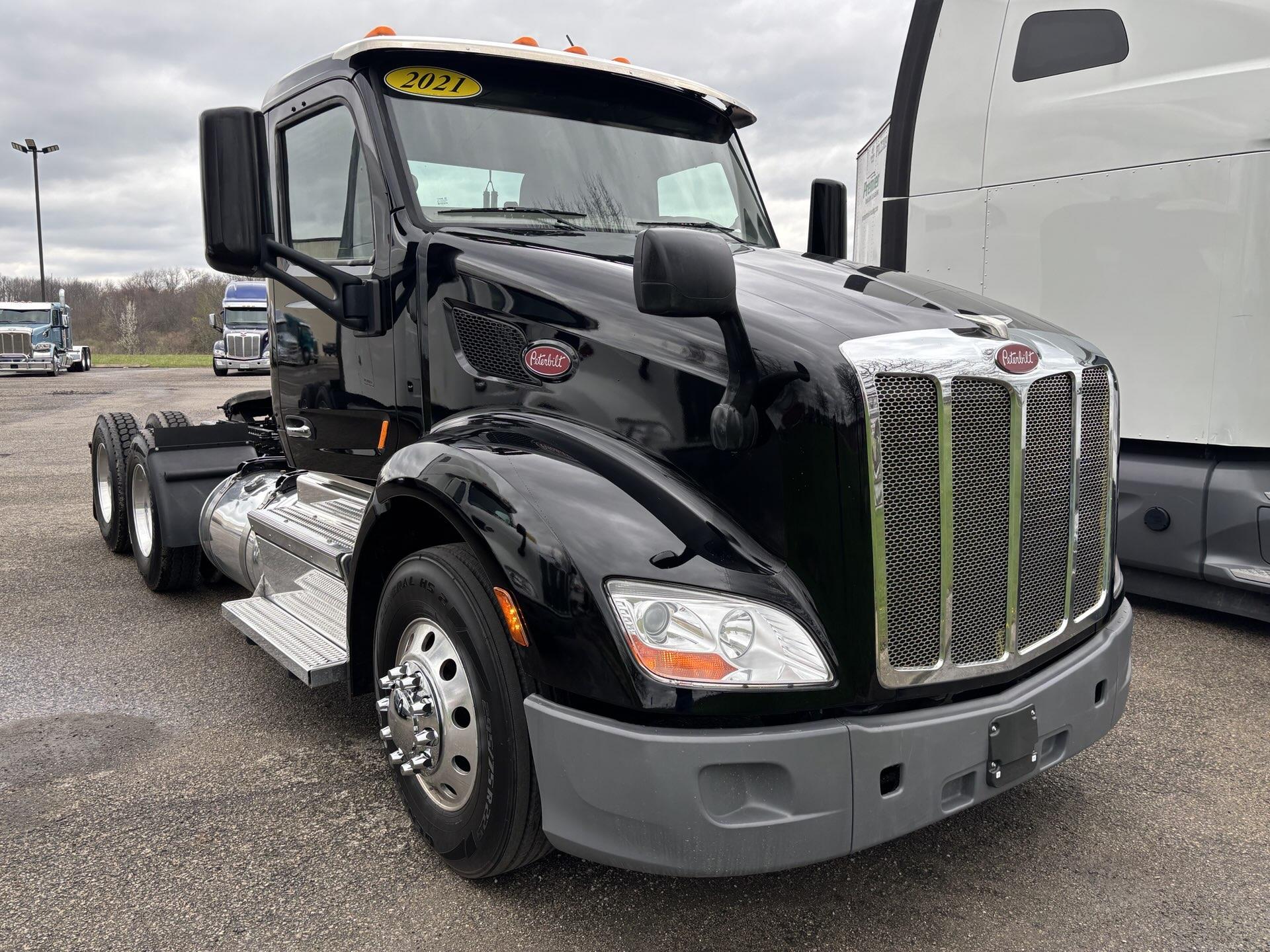 2021 Peterbilt 579