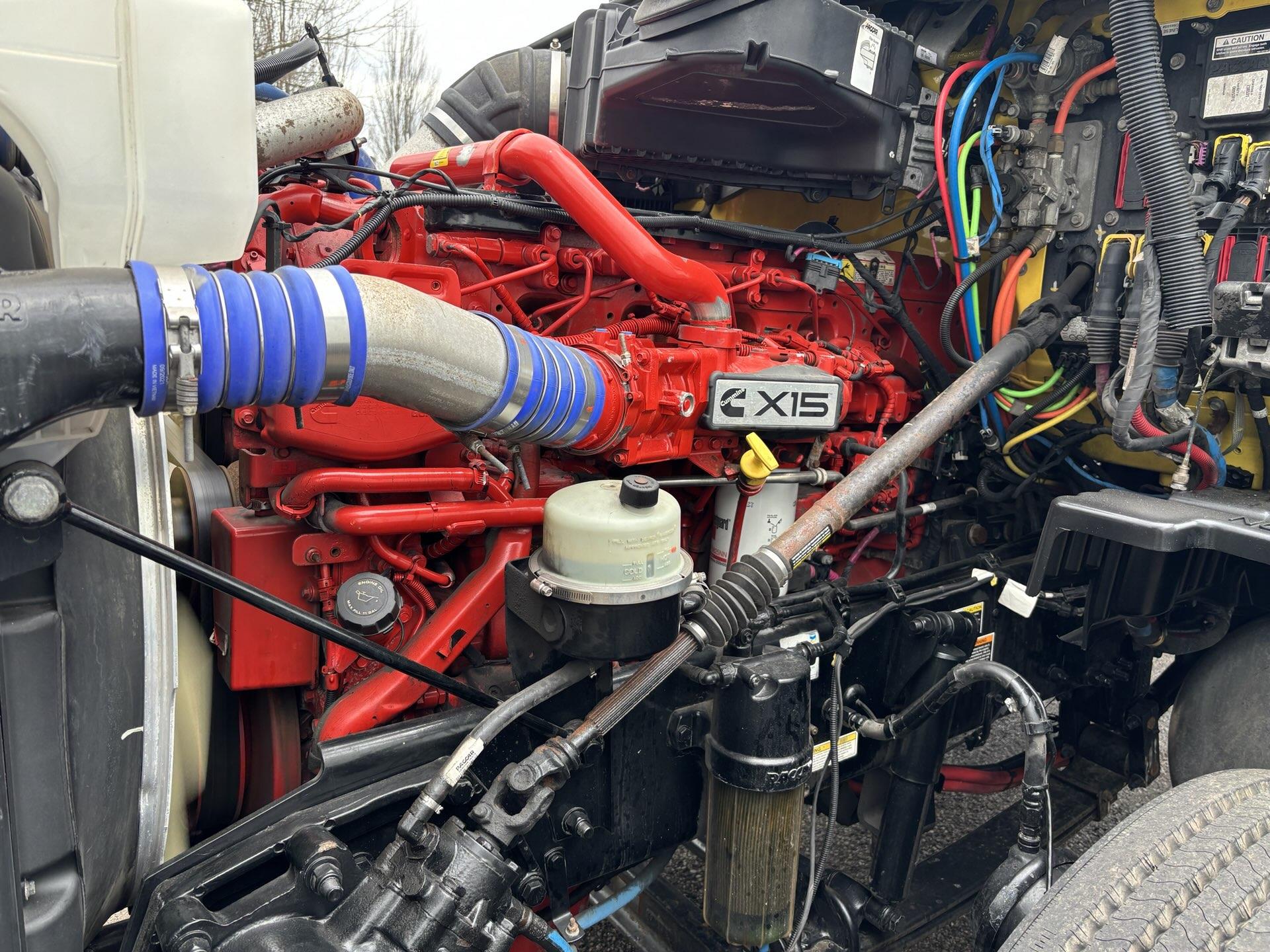 2021 Peterbilt 579 - image 5