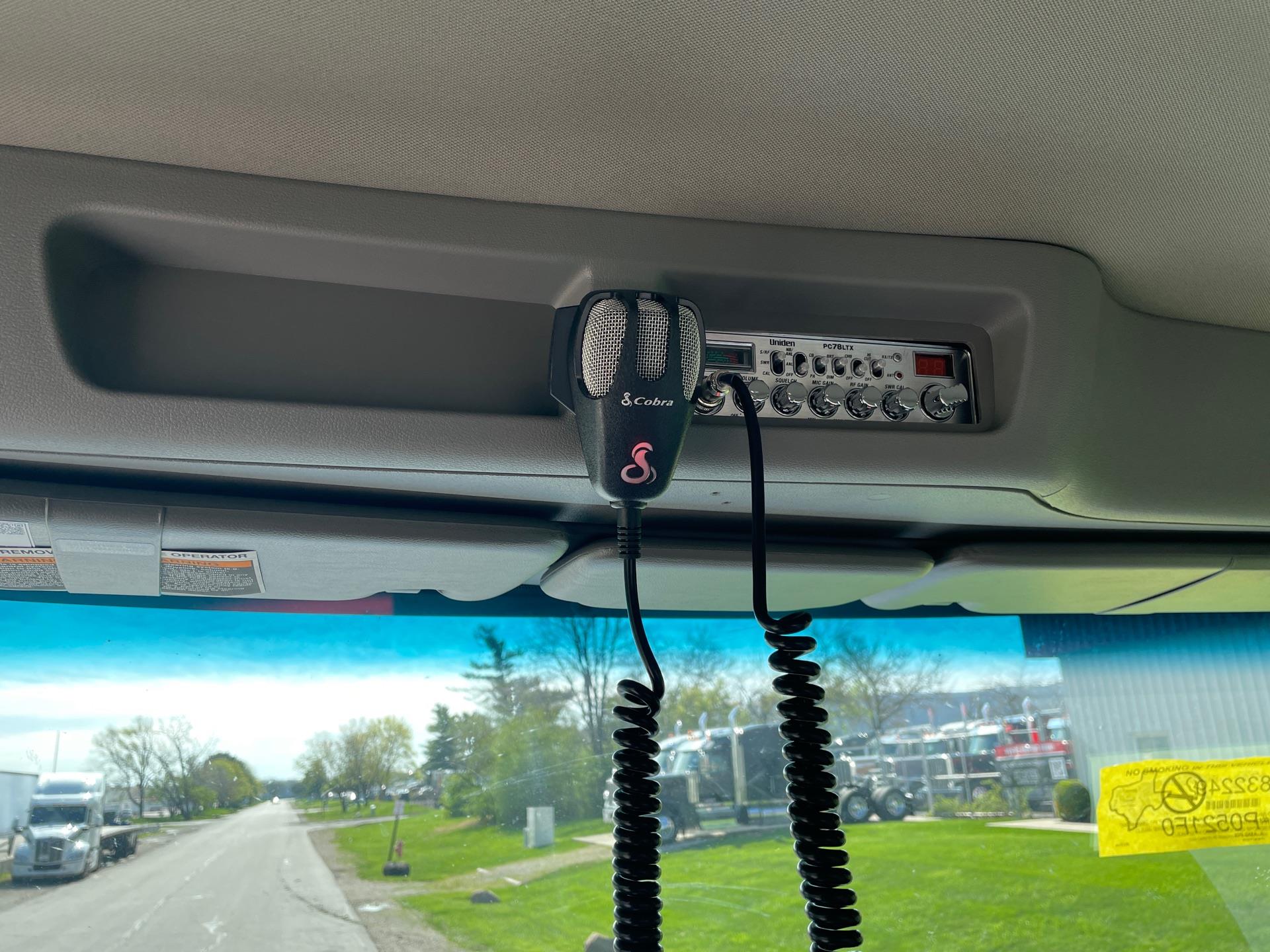 2027 Peterbilt 579 - image 28