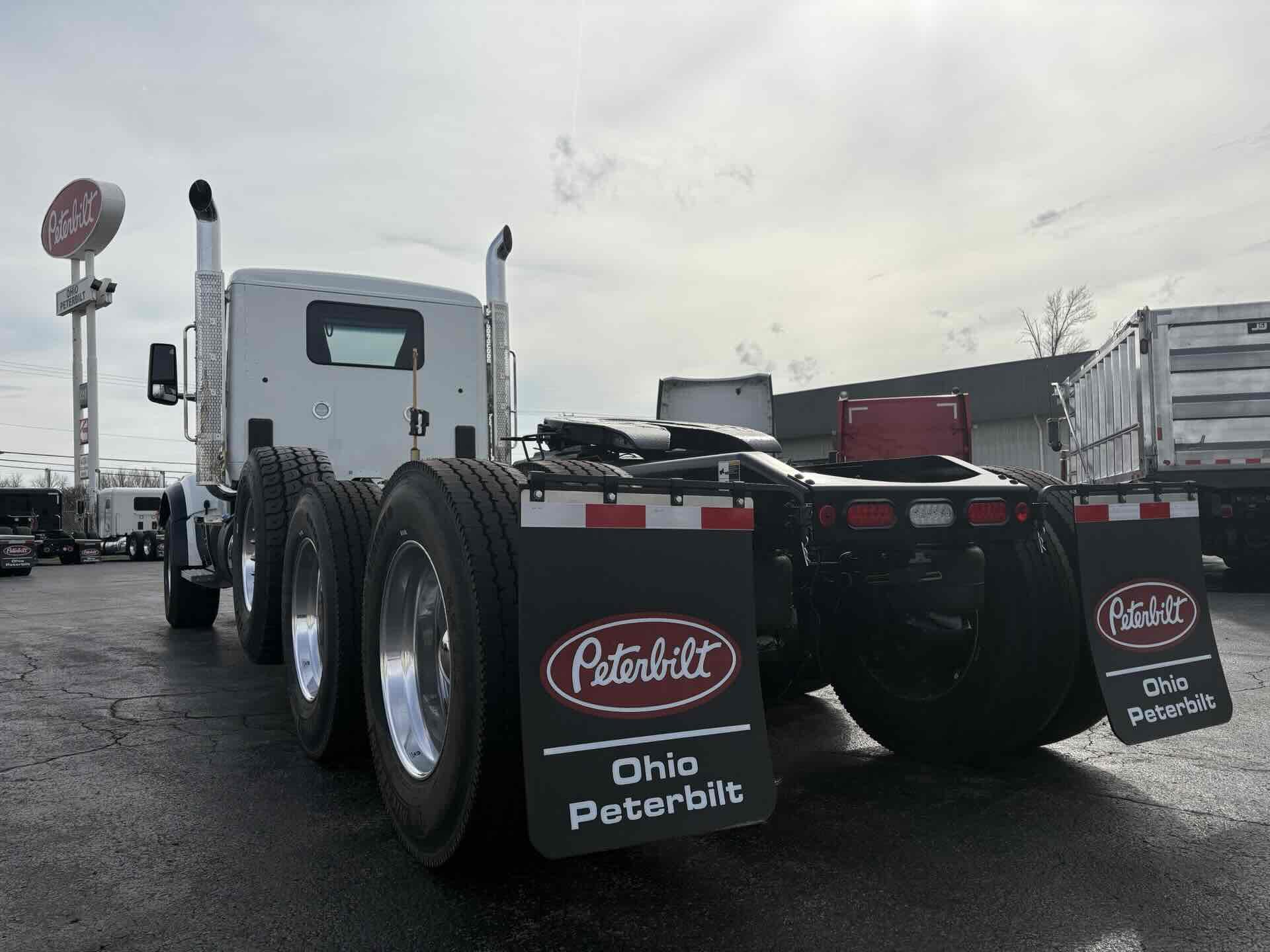 2027 Peterbilt 567 - image 5