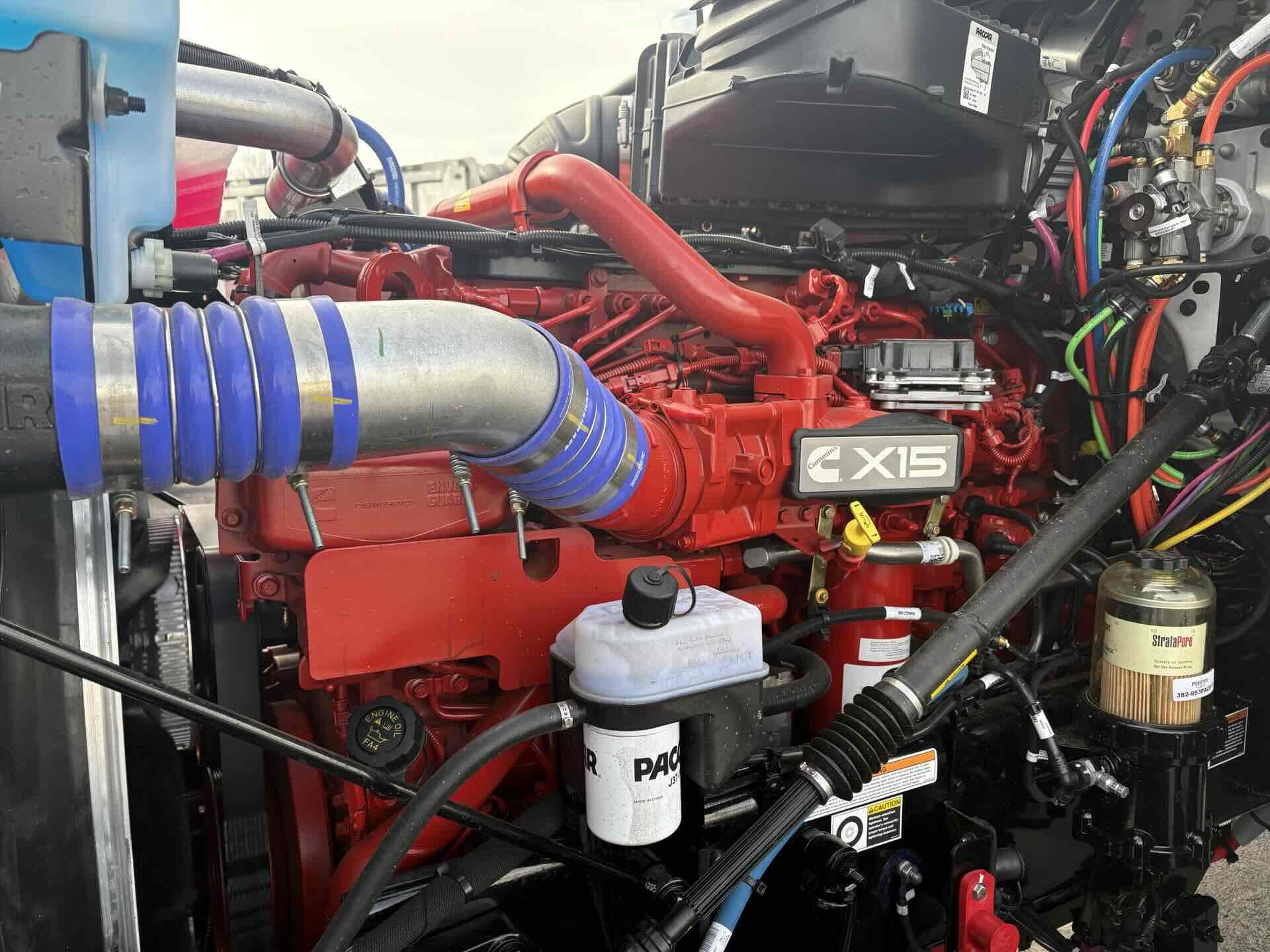 2027 Peterbilt 567 - image 9