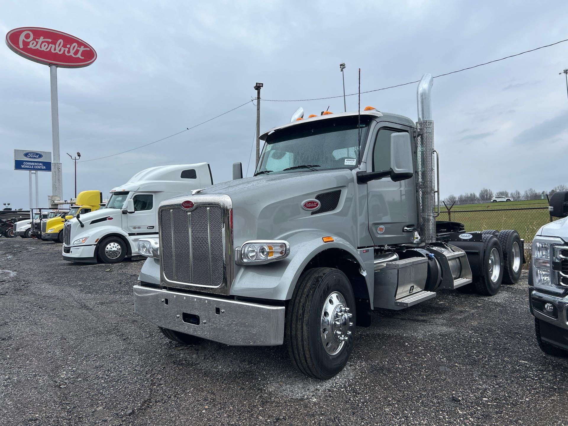 2027 Peterbilt 567 - image 2