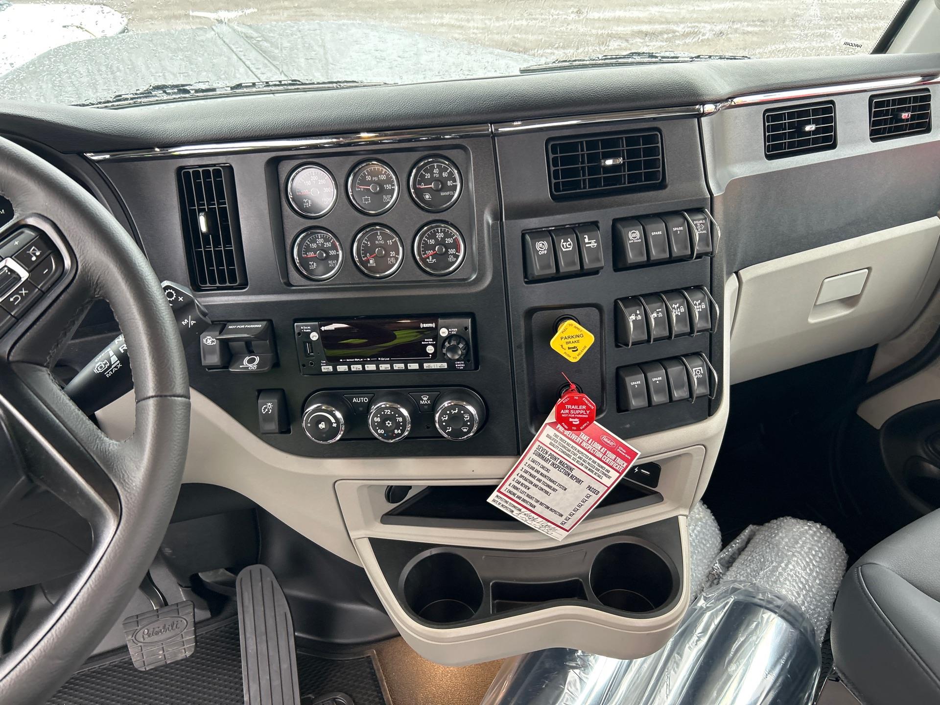 2027 Peterbilt - image 6
