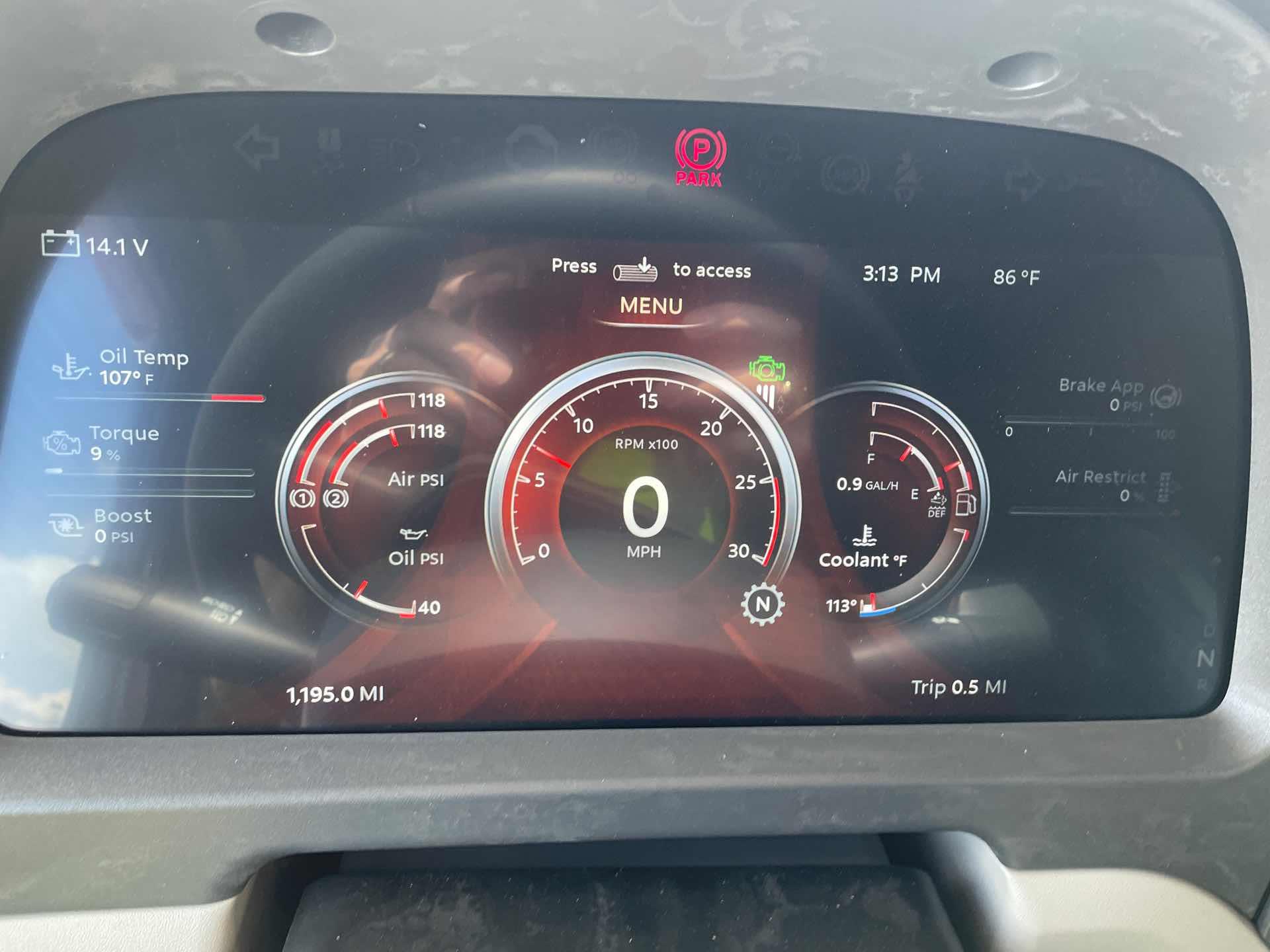 2027 Peterbilt 579 - image 8