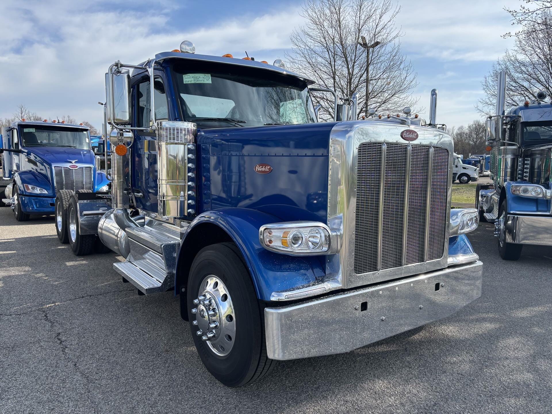 2027 Peterbilt 589