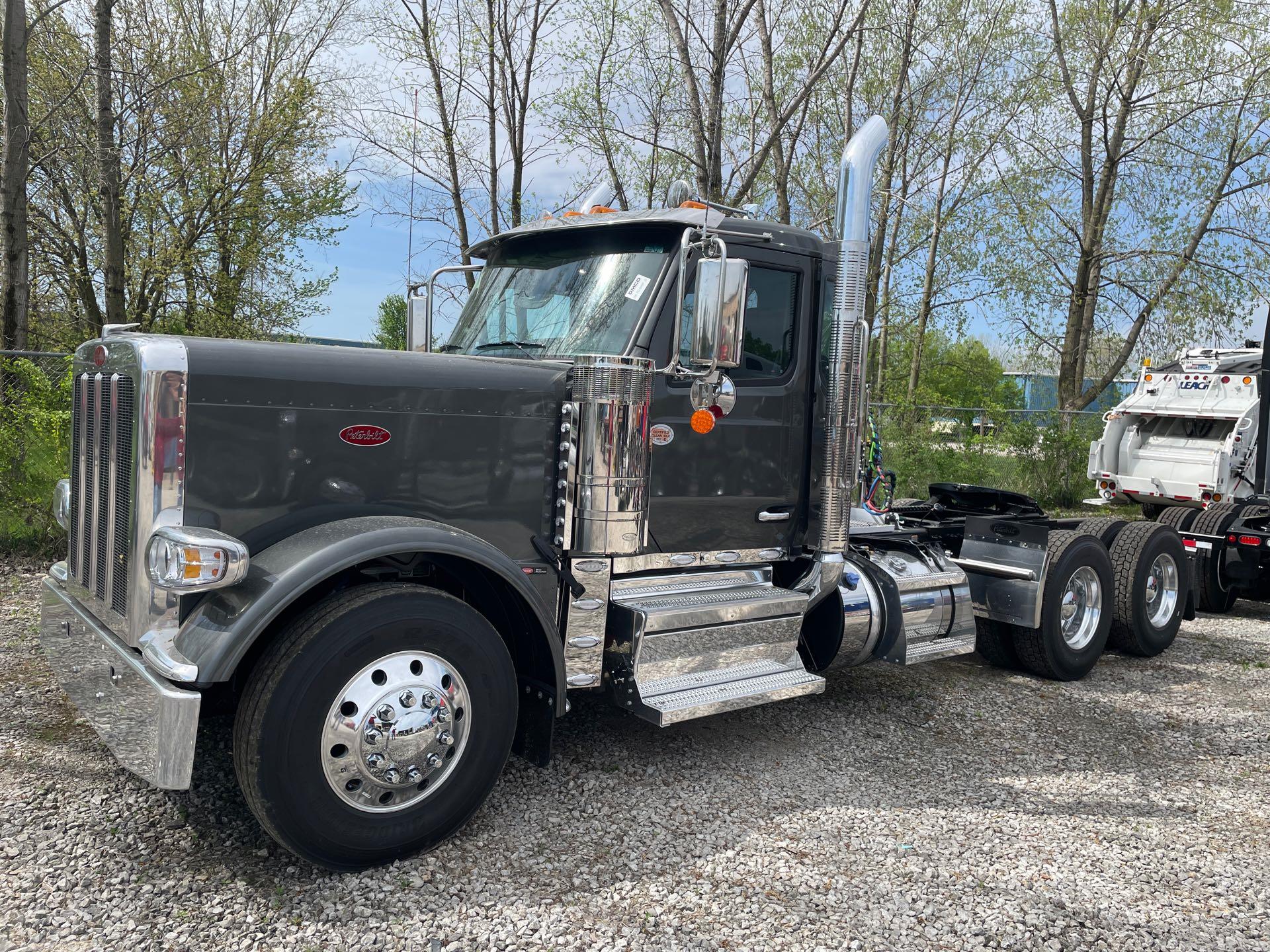 2027 Peterbilt 589
