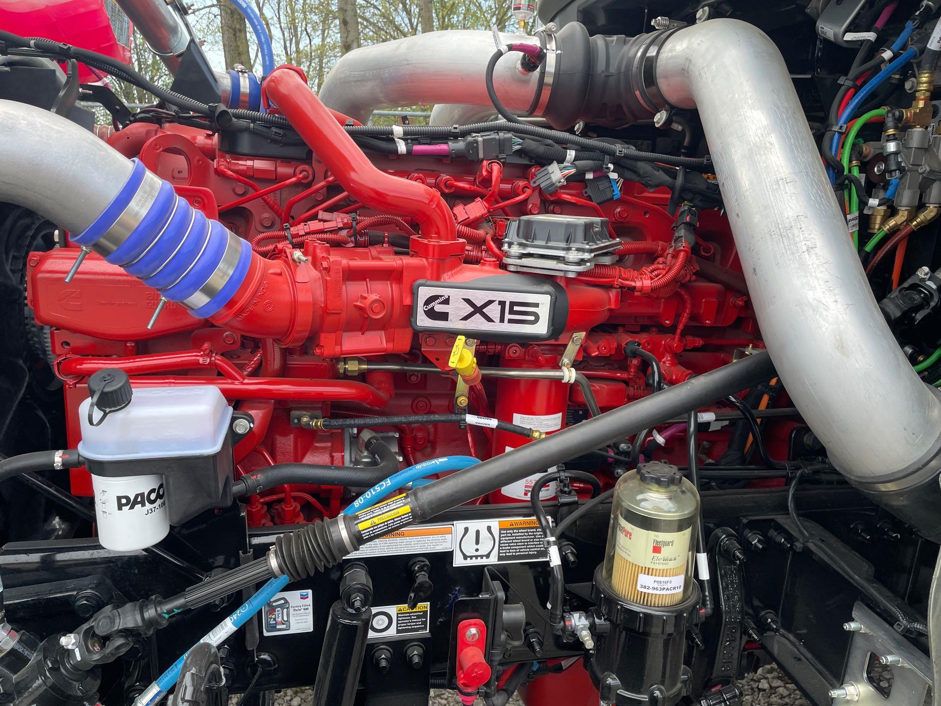 2027 Peterbilt - image 29