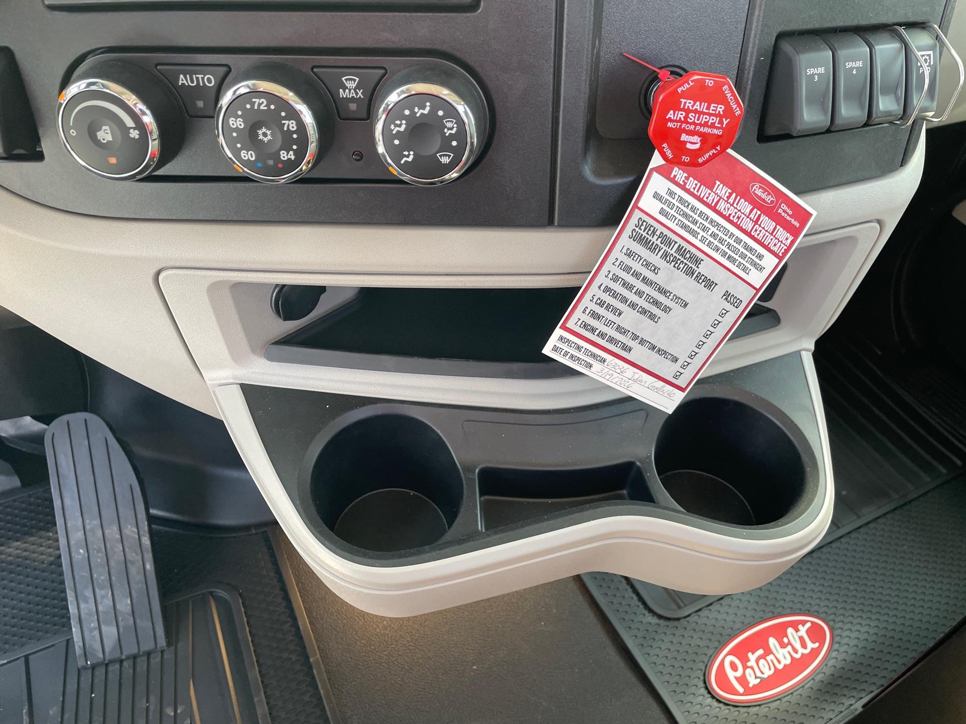 2027 Peterbilt - image 18