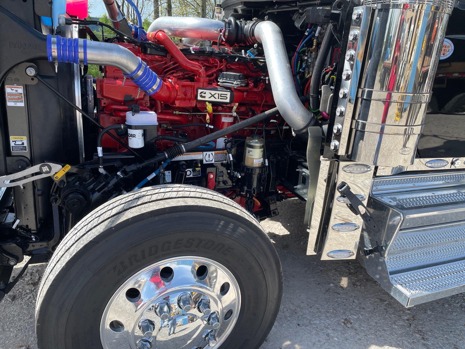 2027 Peterbilt - image 26