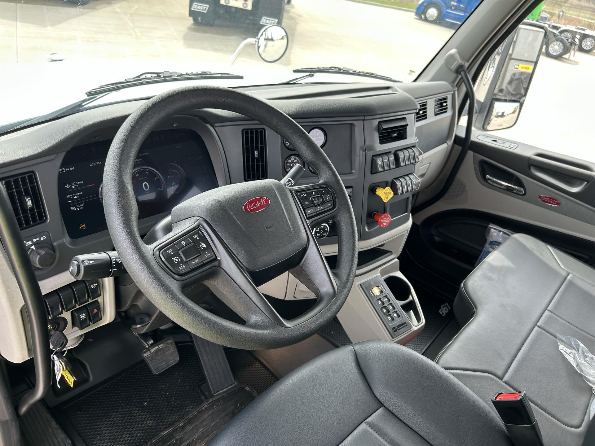 2024 Peterbilt 567 - image 10