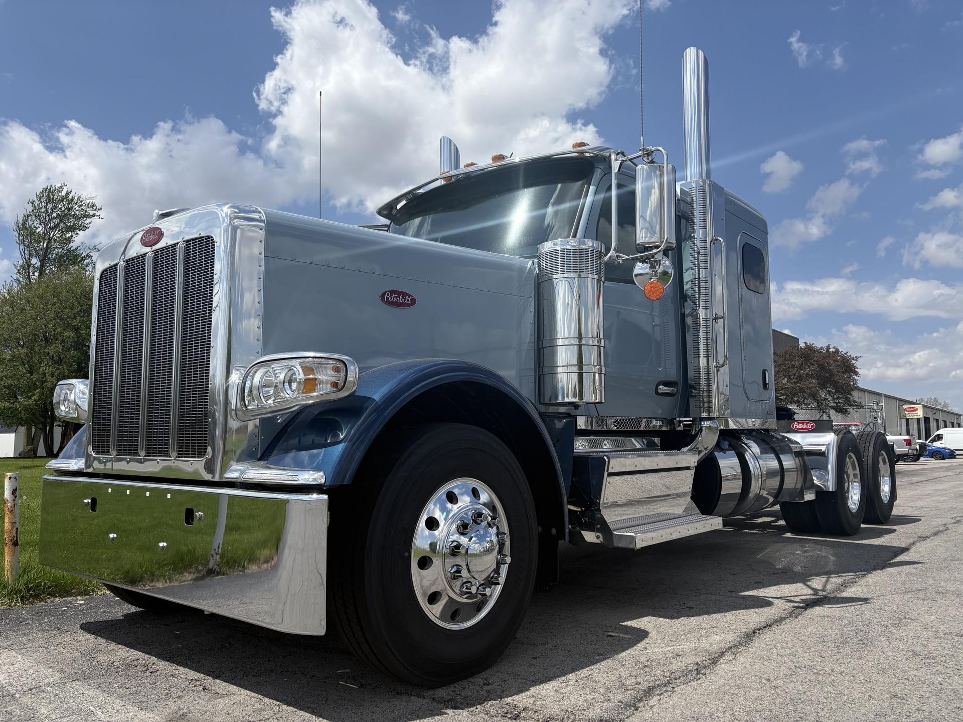 2027 Peterbilt 589