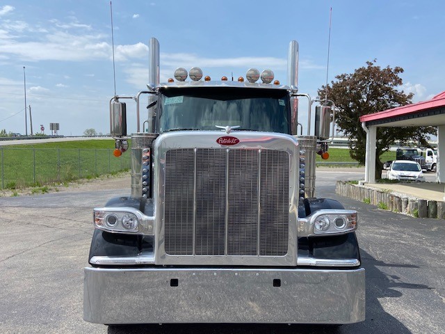 2027 Peterbilt 589 in Lima, OH — photo 3