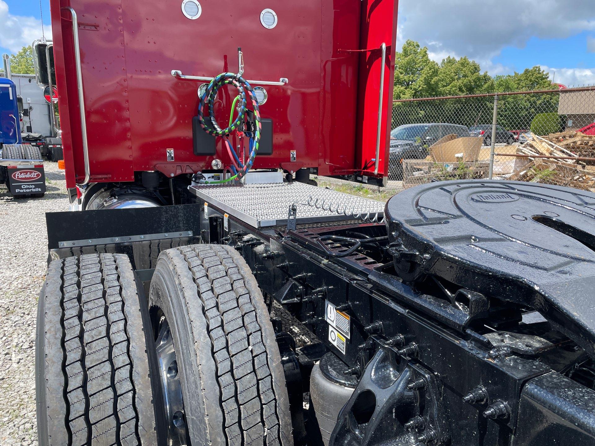2027 Peterbilt 589 in Grove City, OH — photo 8