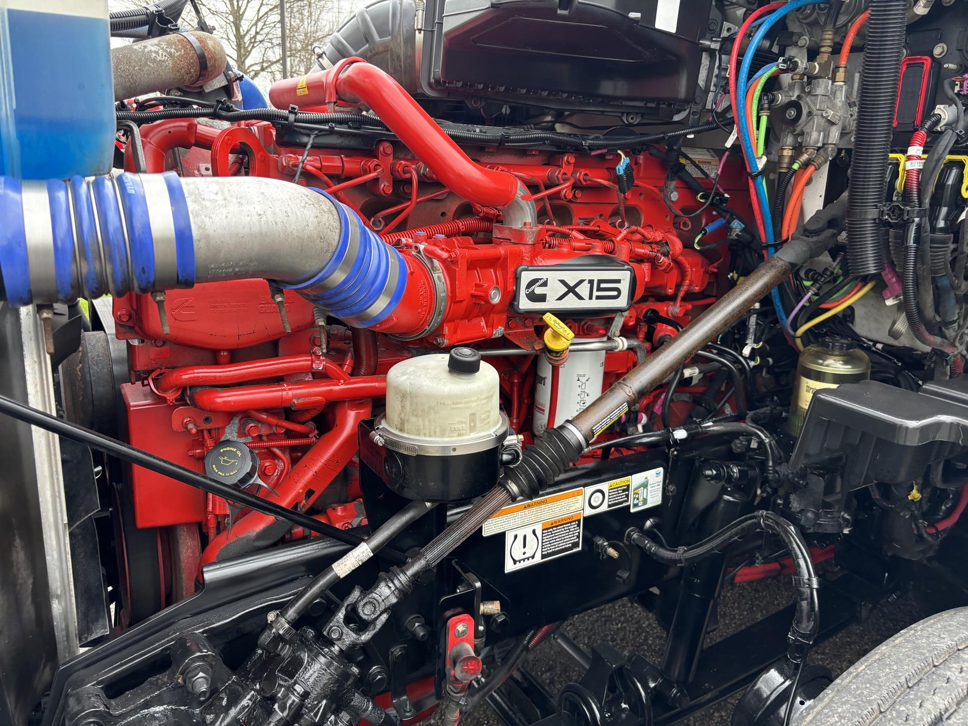 2021 Peterbilt 579 in Zanesville, OH — photo 3