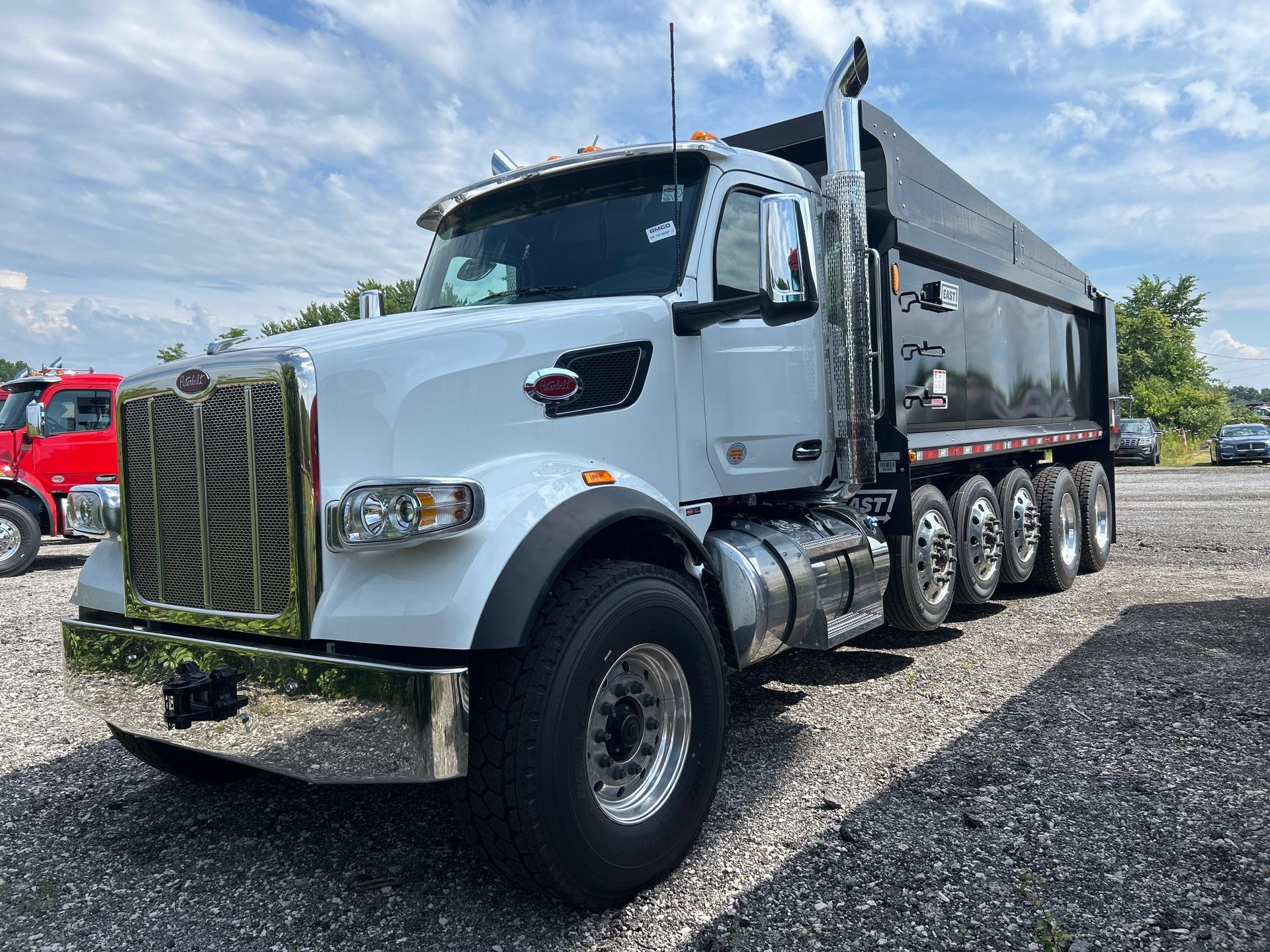 2027 Peterbilt 567 in Youngstown, OH