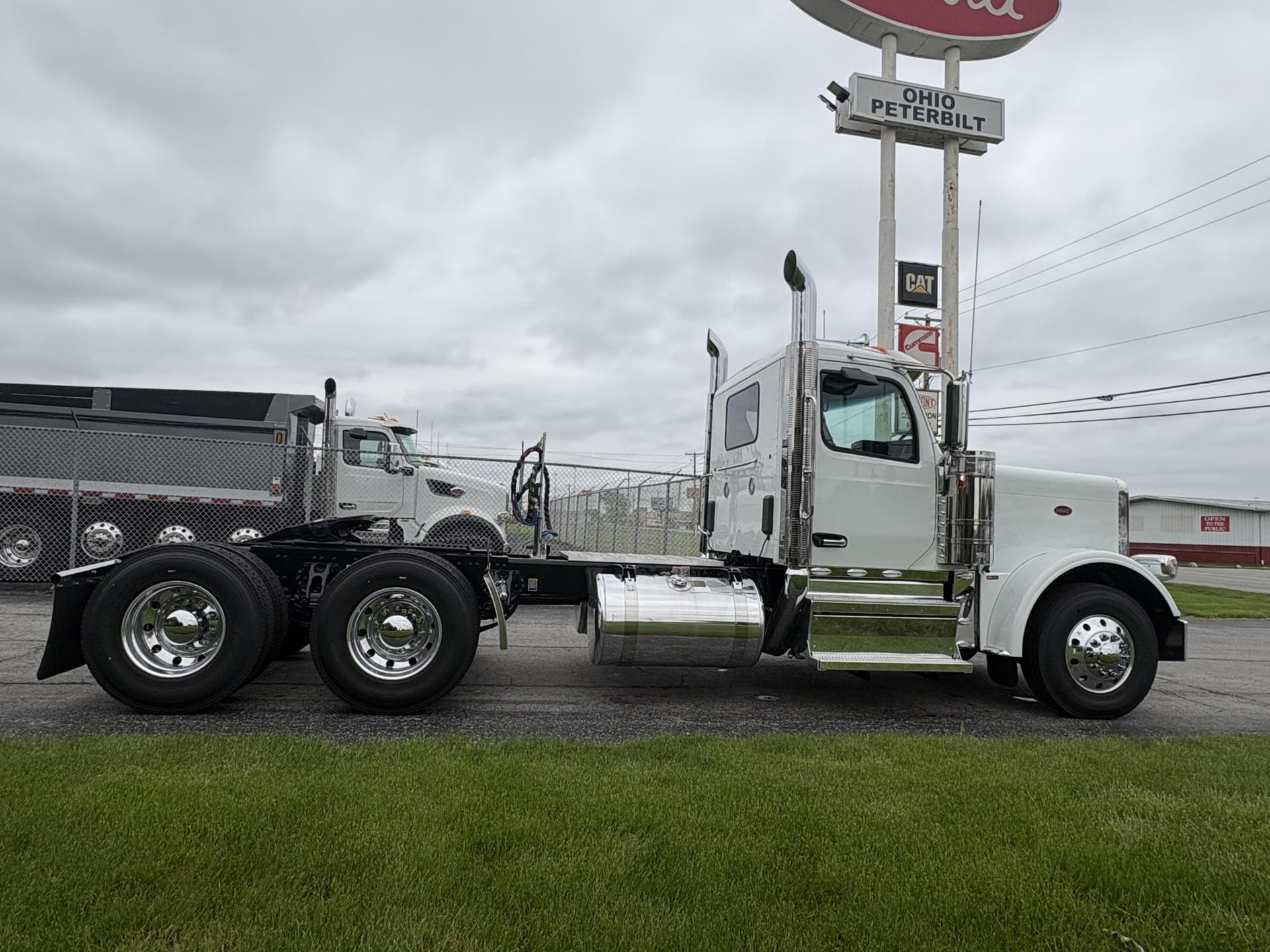 2027 Peterbilt 589 in Findlay, OH — photo 7