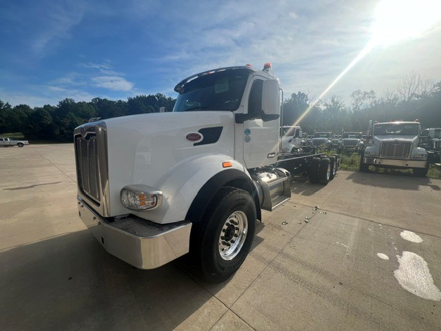 2025 Peterbilt 567