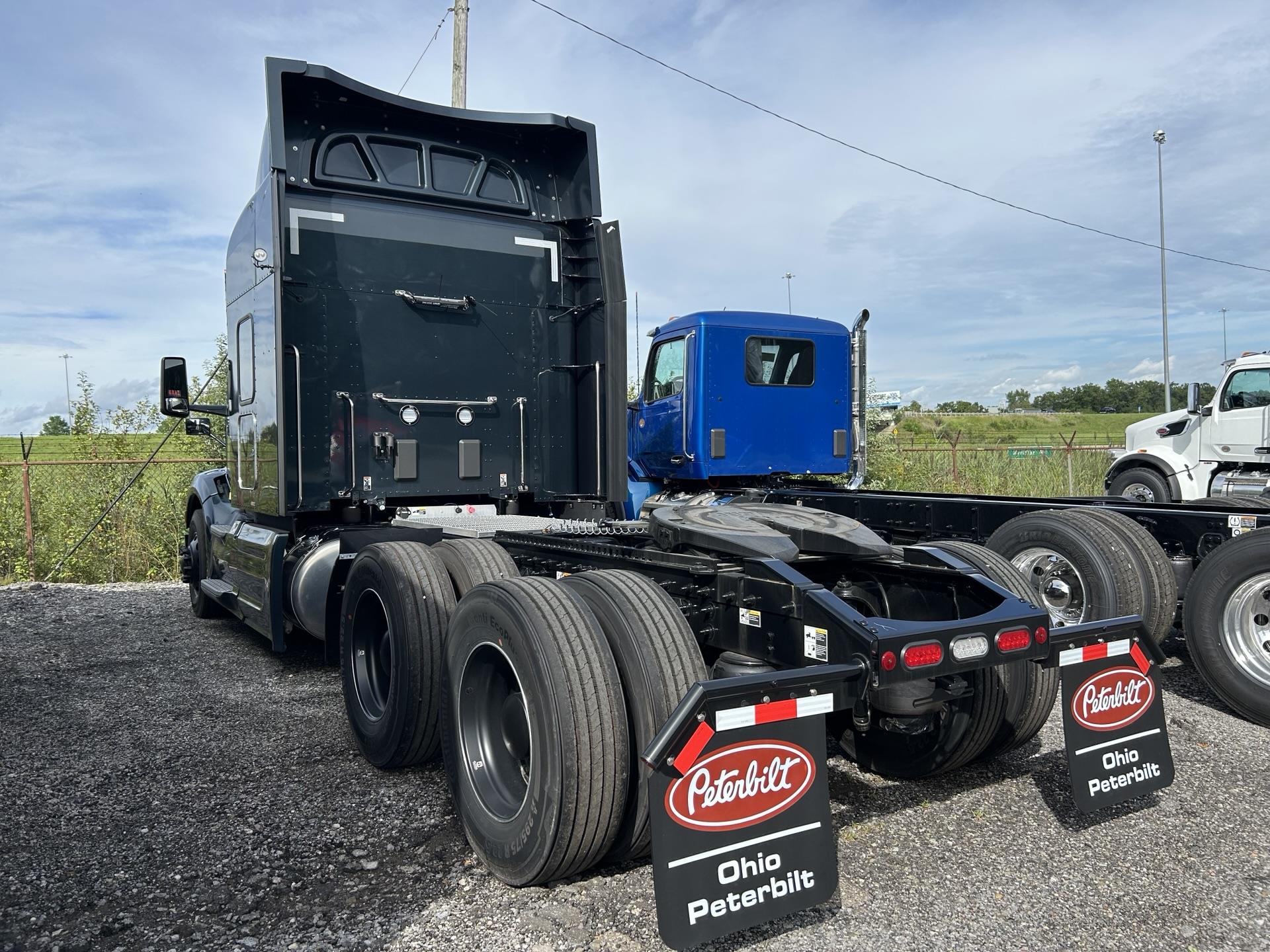 2026 Peterbilt 579 in Zanesville, OH — photo 4